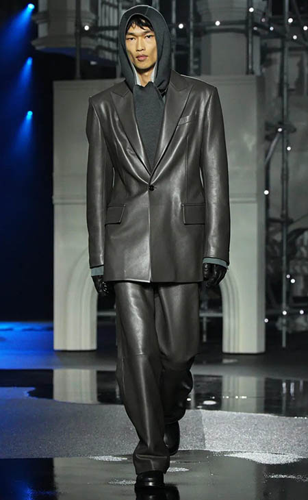 أسبوع لندن للموضة: الأسلوب اللندني في مجموعة Burberry